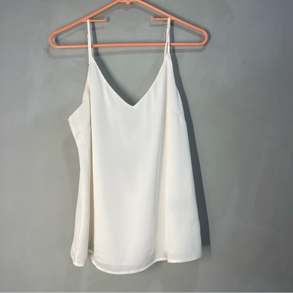 Banana Republic Ladies Summer Spaghetti Strap Top Basic V-Neck Sleeveless Satin - Picture 2 of 11